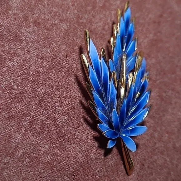 Beautiful PIM Vintage Brooch - Picture 2 of 10